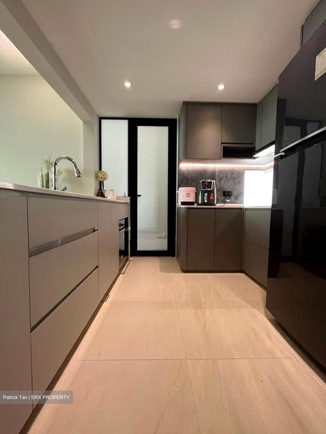 Hillview Regency (D23), Condominium #635065121
